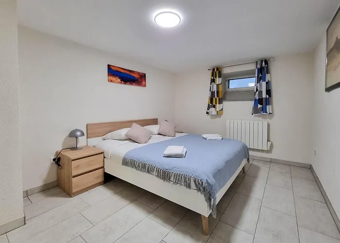 Travel Homes - Underground, F1 Chic Et Renove