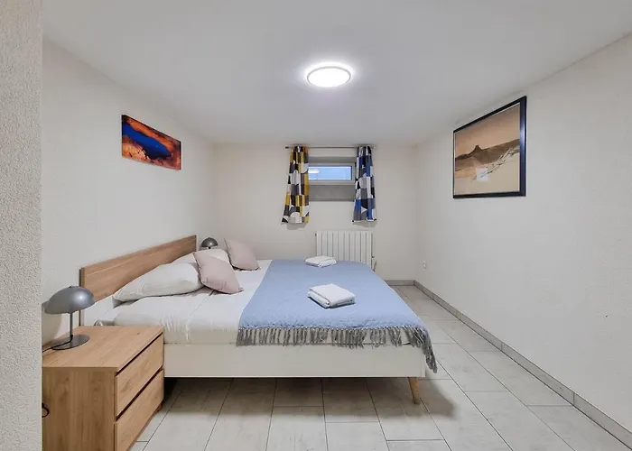 Travel Homes - Underground, F1 Chic Et Renove