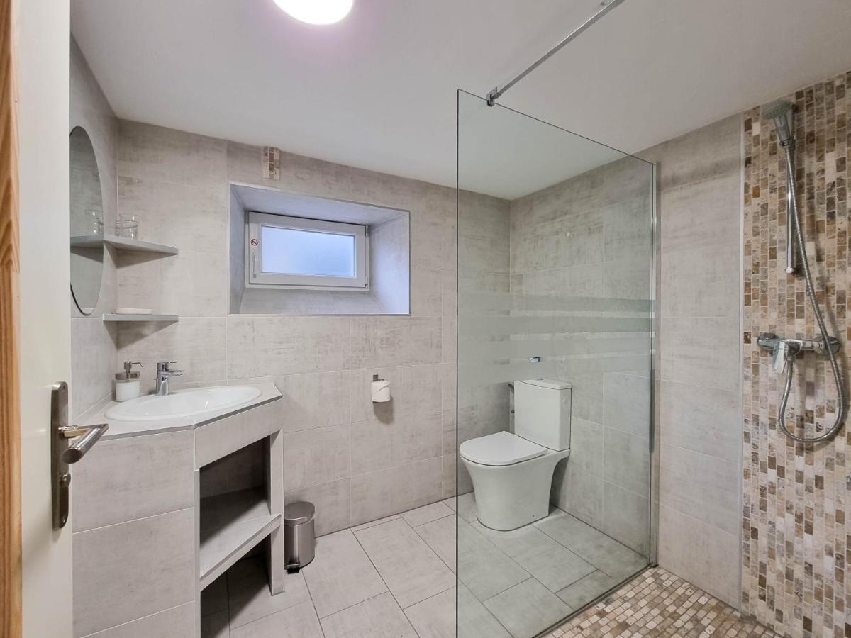 Travel Homes - Underground, F1 Chic Et Renove Apartment